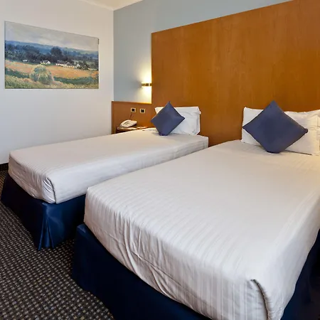 Отель Una Hotels Occhiobello Оккьобелло