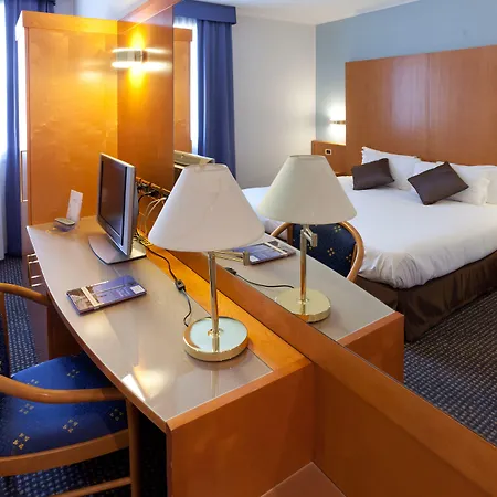 Отель Una Hotels Occhiobello