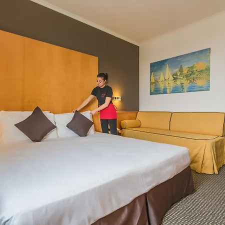 Una Hotels Occhiobello 4*