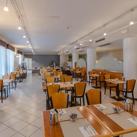 Una Hotels Occhiobello Ξενοδοχείο