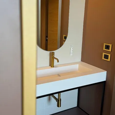 Отель Una Hotels Occhiobello Оккьобелло