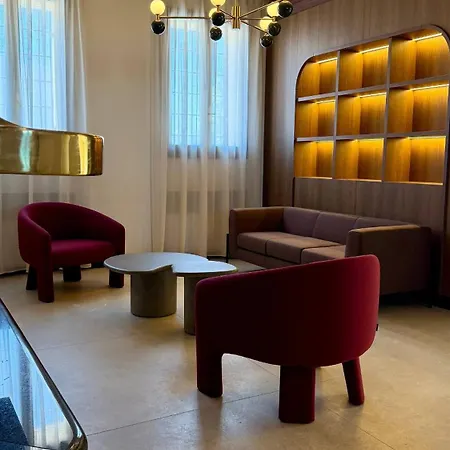 Una Hotels Occhiobello Отель Оккьобелло