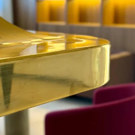 Отель Una Hotels Occhiobello 4*