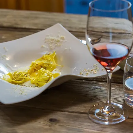 Una Hotels Occhiobello Отель Оккьобелло