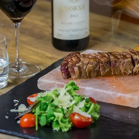 Una Hotels Occhiobello 4*