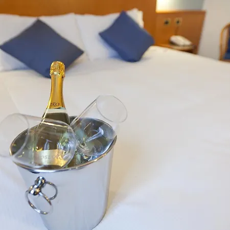 Una Hotels Occhiobello אוקיובלו