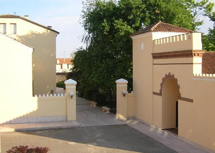 Hotel Una Hotels Occhiobello 4*